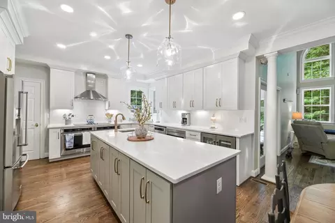 Kitchen - 144 Chickadee Dr, Dunkirk, MD 20754 photo 8 of 10