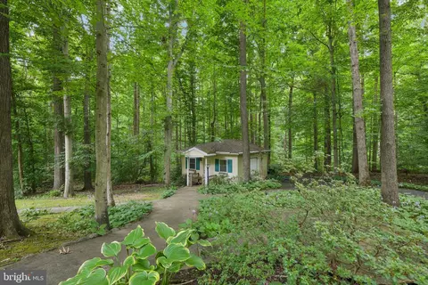Exterior - 144 Chickadee Dr, Dunkirk, MD 20754 photo 24 of 31