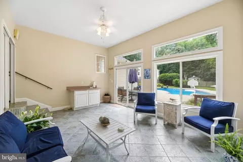 Exterior - 144 Chickadee Dr, Dunkirk, MD 20754 photo 2 of 31