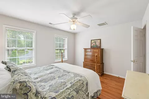 Bedroom - 144 Chickadee Dr, Dunkirk, MD 20754 photo 9 of 17