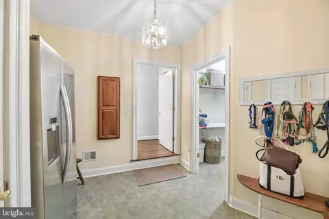Entry Way - 144 Chickadee Dr, Dunkirk, MD 20754 photo 8 of 17