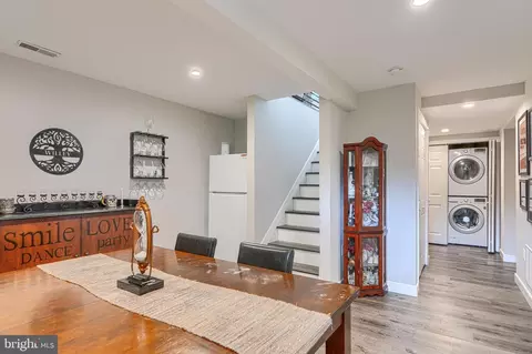Entry Way - 87 Bar Harbor Rd, Pasadena, MD 21122 photo 4 of 4