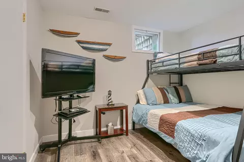 Bedroom - 87 Bar Harbor Rd, Pasadena, MD 21122 photo 8 of 8