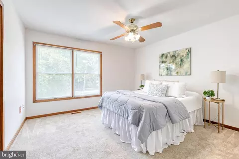 Bedroom - 1568 Colony Rd, Pasadena, MD 21122 photo 1 of 5