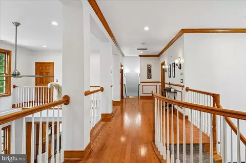 Entry Way - 11 Walters Way, Pasadena, MD 21122 photo 10 of 16