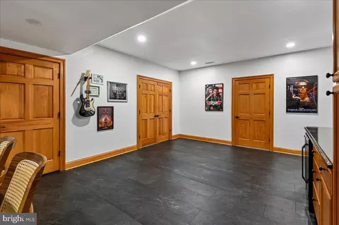 Entry Way - 11 Walters Way, Pasadena, MD 21122 photo 15 of 16