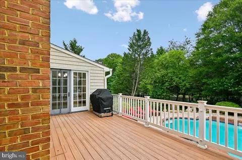 Exterior - 11 Walters Way, Pasadena, MD 21122 photo 7 of 27