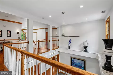 Entry Way - 11 Walters Way, Pasadena, MD 21122 photo 12 of 16