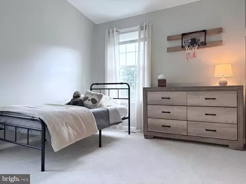 Bedroom - 746 Pine Valley Dr, Arnold, MD 21012 photo 6 of 8