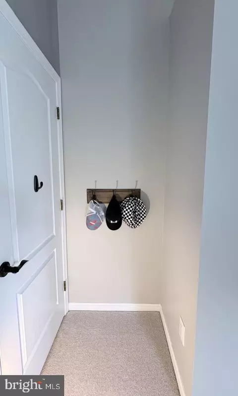 Entry Way - 746 Pine Valley Dr, Arnold, MD 21012 photo 5 of 11