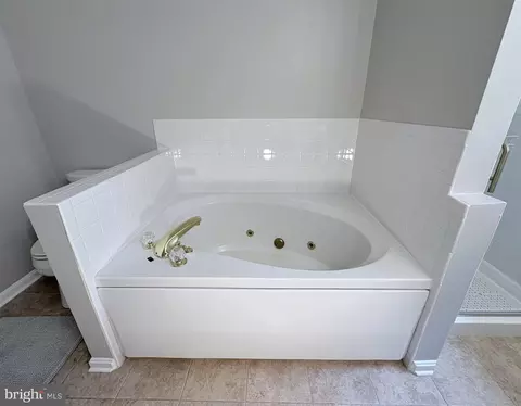 Bath - 746 Pine Valley Dr, Arnold, MD 21012 photo 1 of 6