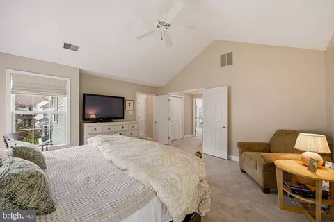 Bedroom - 2902 Middlebridge, Crofton, MD 21114 photo 4 of 14