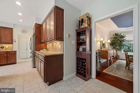 Entry Way - 2902 Middlebridge, Crofton, MD 21114 photo 2 of 4