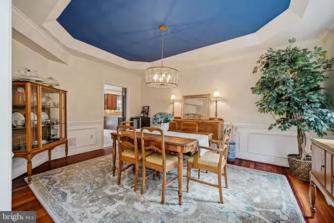 Dining - 2902 Middlebridge, Crofton, MD 21114 photo 2 of 5