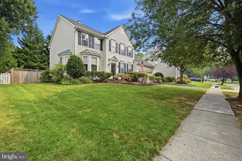 Exterior - 2902 Middlebridge, Crofton, MD 21114 photo 2 of 18