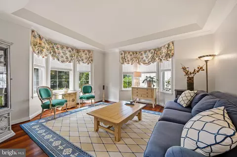 Living - 2902 Middlebridge, Crofton, MD 21114 photo 3 of 6
