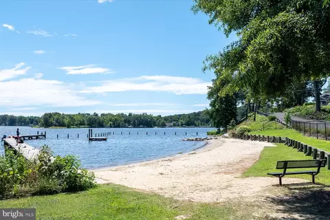 View/Area - 2033 Shore Dr, Edgewater, MD 21037 photo 2 of 13