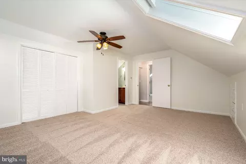 Bedroom - 2033 Shore Dr, Edgewater, MD 21037 photo 5 of 5