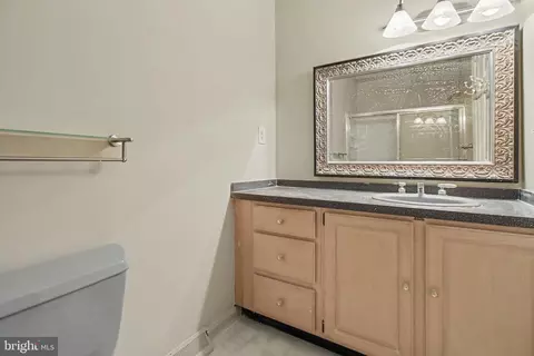 Bath - 2110 Shore Dr, Edgewater, MD 21037 photo 5 of 6