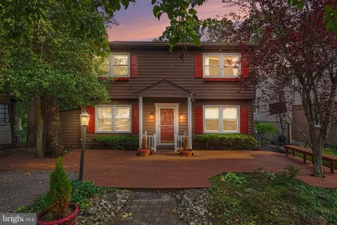 Exterior - 2110 Shore Dr, Edgewater, MD 21037 photo 7 of 7