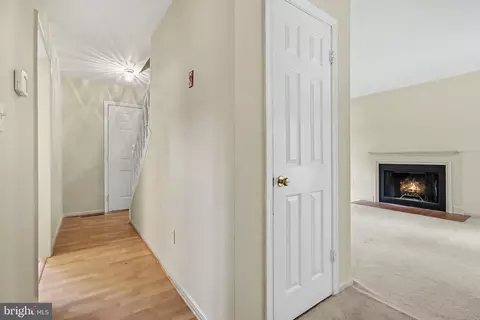 Entry Way - 2110 Shore Dr, Edgewater, MD 21037 photo 1 of 2