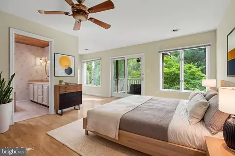 Bedroom - 2110 Shore Dr, Edgewater, MD 21037 photo 1 of 9
