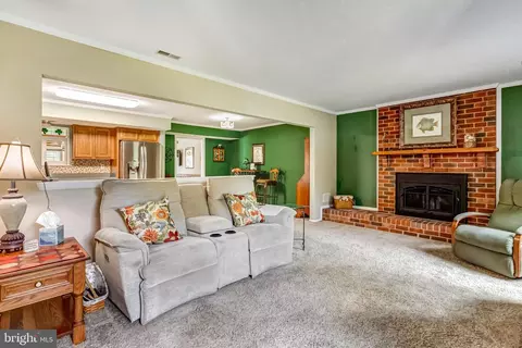 Living - 8137 Windmill Ct, Severn, MD 21144 photo 1 of 1