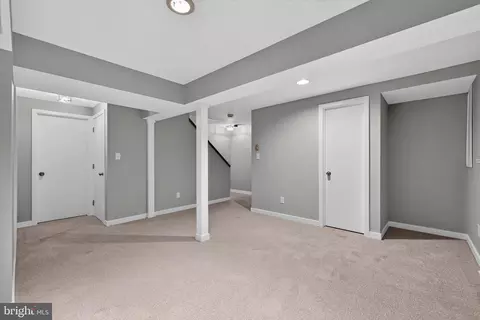 Entry Way - 79 Windwhisper Ln, Annapolis, MD 21403 photo 2 of 2