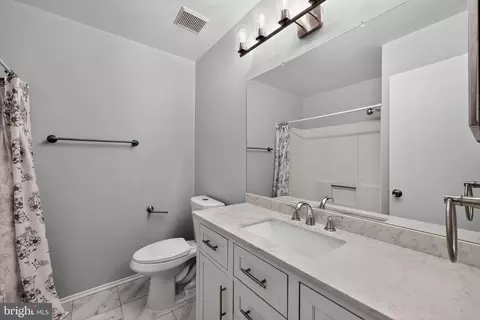 Bath - 79 Windwhisper Ln, Annapolis, MD 21403 photo 3 of 3