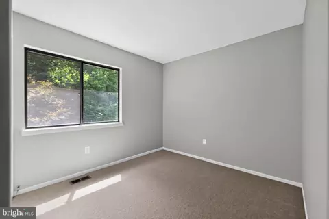 Bedroom - 79 Windwhisper Ln, Annapolis, MD 21403 photo 1 of 3