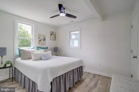 Bedroom - 4212 4th St, Baltimore, MD 21225 photo 1 of 6