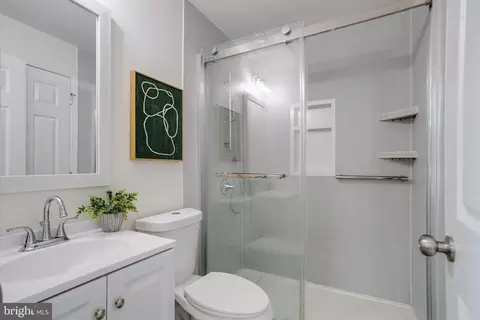 Bath - 4212 4th St, Baltimore, MD 21225 photo 1 of 2