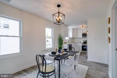 Dining - 4212 4th St, Baltimore, MD 21225 photo 2 of 5