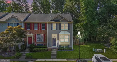 885 Chestnutview Ct, Chestnut Hill Cove, MD 21226