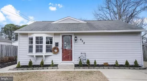 628 New Jersey Ave NE, Glen Burnie, MD 21060