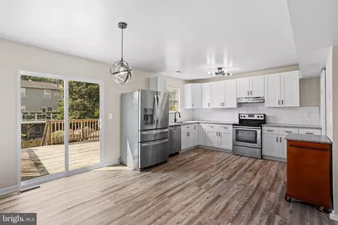Kitchen - 369 Cool Breeze Ct, Pasadena, MD 21122 photo 1 of 2