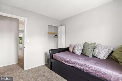 Bedroom - 369 Cool Breeze Ct, Pasadena, MD 21122 photo 8 of 8