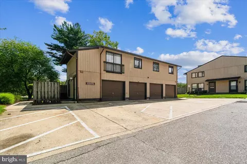 566 West Ct, Glen Burnie, MD 21061