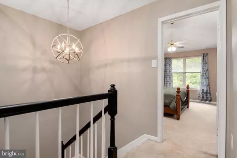 Entry Way - 8226 Appalachian Dr, Pasadena, MD 21122 photo 4 of 4