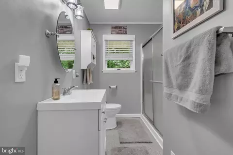 Bath - 7143 Race Rd, Hanover, MD 21076 photo 1 of 2
