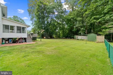 Exterior - 153 Duval Ln, Edgewater, MD 21037 photo 7 of 8