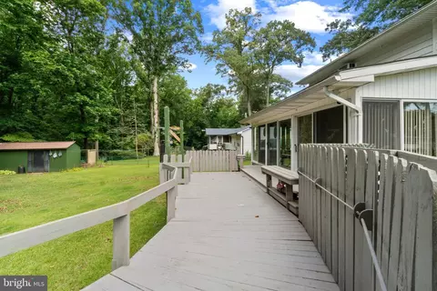 Exterior - 153 Duval Ln, Edgewater, MD 21037 photo 4 of 8