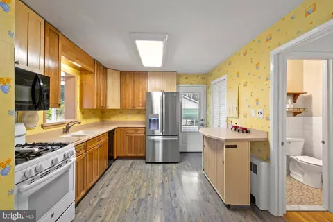 Kitchen - 153 Duval Ln, Edgewater, MD 21037 photo 1 of 4