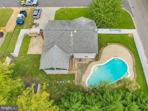 View/Area - 763 216th St, Pasadena, MD 21122 photo 2 of 2