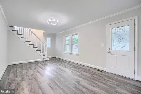 Living - 216 Werner Rd, Baltimore, MD 21226 photo 2 of 3