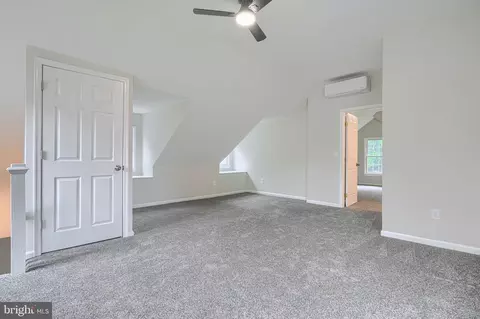 Entry Way - 216 Werner Rd, Baltimore, MD 21226 photo 6 of 10
