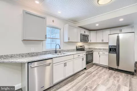 Kitchen - 216 Werner Rd, Baltimore, MD 21226 photo 1 of 1