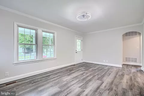 Living - 216 Werner Rd, Baltimore, MD 21226 photo 3 of 3