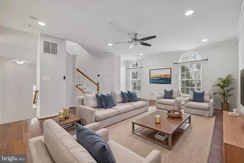 Living - 7644 Sandhurst Ln, Hanover, MD 21076 photo 2 of 4