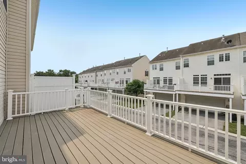 Exterior - 7644 Sandhurst Ln, Hanover, MD 21076 photo 3 of 4